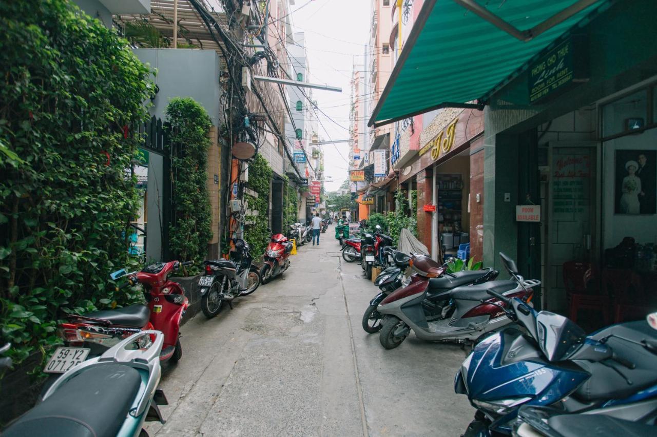 Canary Saigon Hotel Хошимин Екстериор снимка